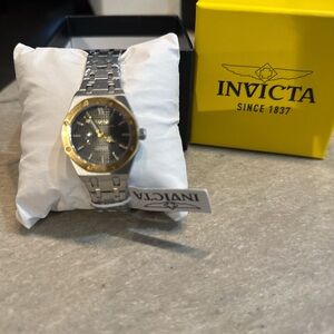 Invicta Women's Silver and Gold Watch pro diver brand new in box